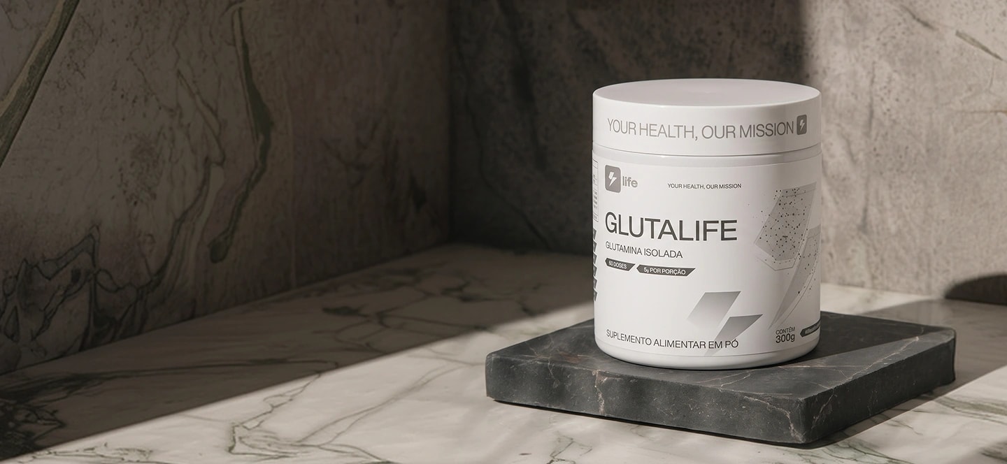 Pote de Glutalife sobre uma bandeja de mármore escuro